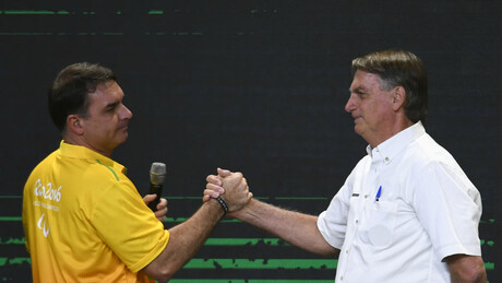 Где ја стадох - ти продужи: Болсонаров син кандидат конзервативног блока на наредним изборима