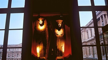 Шта ли је следеће: Поплава у библиотеци египатских старина у Лувру озбиљно оштетила древне књиге