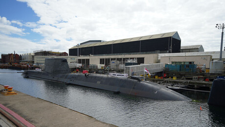 Bivši komandant Kraljevske mornarice: Britanija nesposobna za upravljanje nuklearnim podmornicama