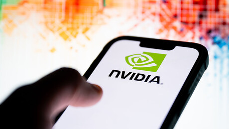 Трамп: САД ће дозволити "Енвидији" да продаје одређене АИ чипове у Кини