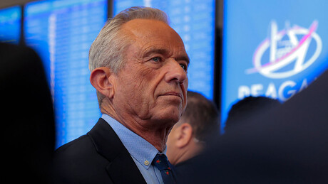 Posle Hegseta, na udaru demokrata i Kenedi Mlađi: Simbolični pozivi na impičment