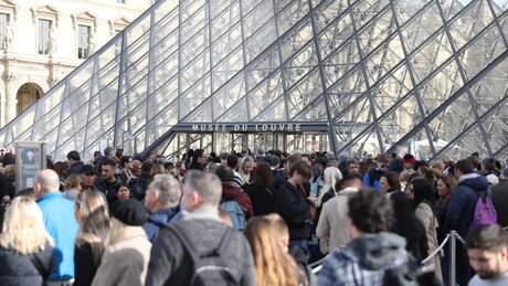 Novi problemi u najpoznatijem muzeju na svetu: Luvr sada ne radi zbog štrajka zaposlenih (VIDEO)