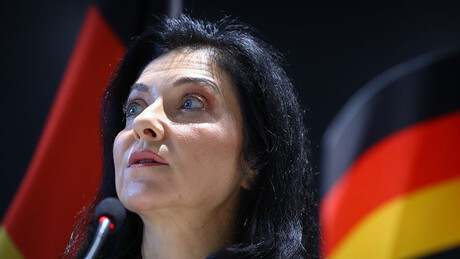 Практична жена: Немачка министарка привреде одобрава помоћ Кијеву, али уз пословне уговоре Немачкој