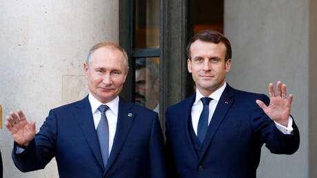 Кремљ о могућем сусрету Путина и Макрона: Разговор без држања придика