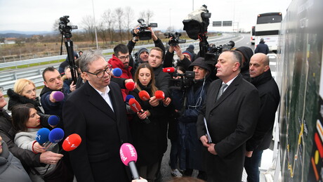 Вучић на отварању деонице Моравског коридора: Спремни смо да градимо пут Јариње – Косовска Митровица