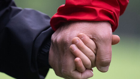 Formirana radna grupa za izradu Zakona roditelj - negovatelj