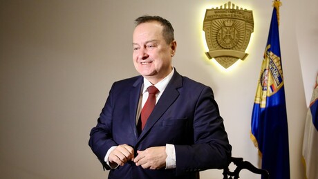 Дачић: Да су избори добри, били би и у цркви