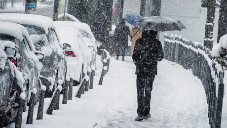 Прогноза времена: Снег наставља да веје, упаљен метеоаларм