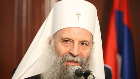 Патријарх Порфирије: Неопходно је да волимо своја огњишта и да знамо своје корене