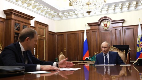 Putin sa Manturovom: Više od hiljadu uzoraka vojne tehnike testirano na frontu tokom 2025