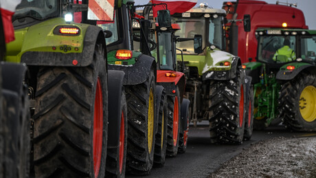 Odjeci sporazuma EU i Merkosura: Belgijski poljoprivrednici traktorima blokirali aerodrom
