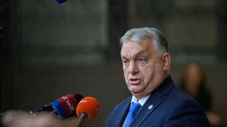 Златни тоалет као симбол: Орбан оштро о корупцији у Украјини