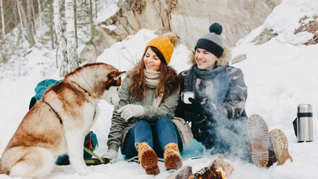 "Без визе", тенкови, хаскији и снег: Зашто странце све више привлачи путовање у Русију