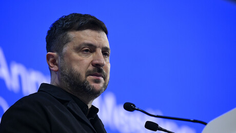 Зеленски: Питање Донбаса на трилатералним разговорима у Абу Дабију