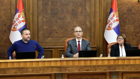 Мацут: Размишљам о реконструкцији владе, министри морају да раде боље