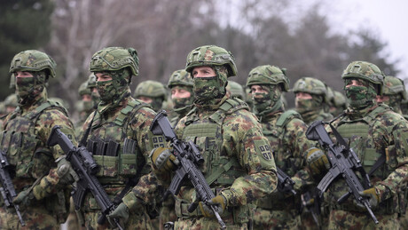 Ratoborni susedi ne sede skrštenih ruku: Srbija na korak od povratka obaveznog vojnog roka (VIDEO)