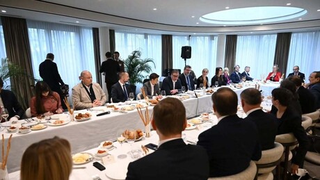 Vučić sa ambasadorima EU: O evropskom putu, izazovima i partnerstvu