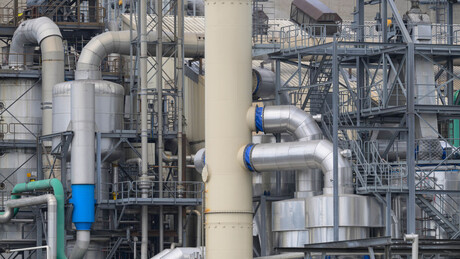 Posle dva meseca zastoja zbog američkih sankcija: "Petrohemija" spremna za početak rada