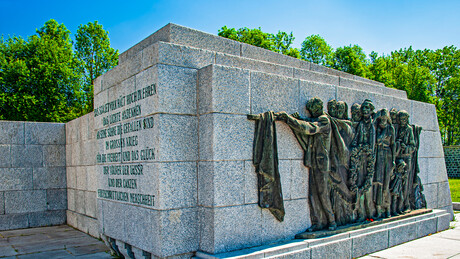 Захарова о Маутхаузену: Аустрија одржава комеморације, али не позива руске званичнике