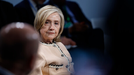 Хилари о Епстиновим списима у којима се Бил Клинтон спомиње десетинама пута: Ужасно и узнемирујуће