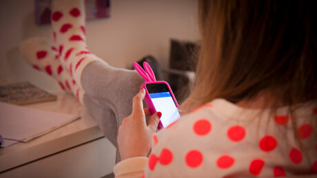 У ком узрасту дете треба да добије први телефон, према мишљењу стручњака