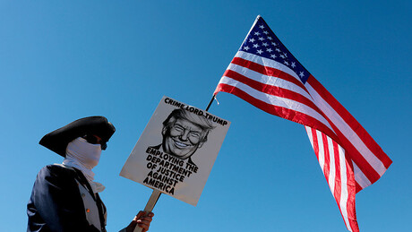 "Трампово лудило": Иран није Венецуела