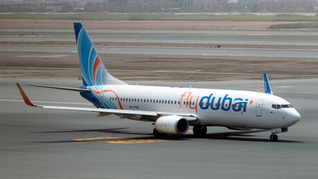 Авион из Дубаија са 200 српских држављана слетео у Београд