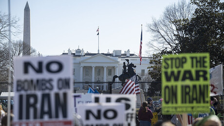 Američki "lov na dva zeca": Kako američki napad na Iran pogađa Rusiju i Kinu