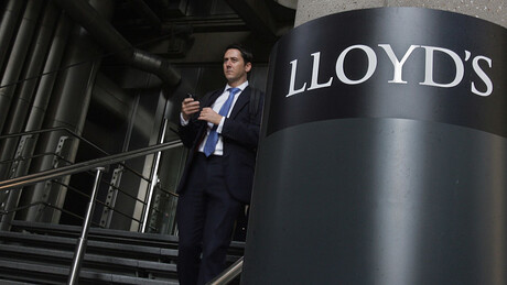 Tramp protiv Londona: "Lojds" i blokada Ormuza zbog rata u Iranu