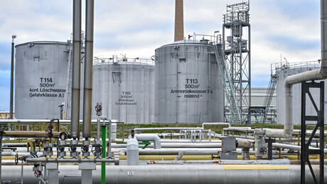 Блумберг: САД ће изузети Росњефт у Немачкој од санкција