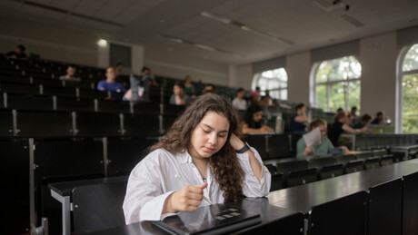 Све мање студената на државним факултетима: Који је разлог и где најчешће одлазе