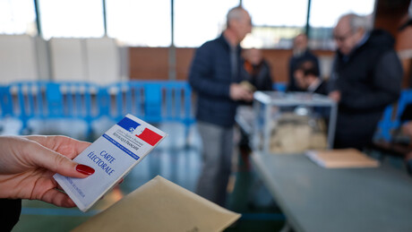 Одржан први круг локалних избора у Француској: Ко води у трци за градоначелника Париза