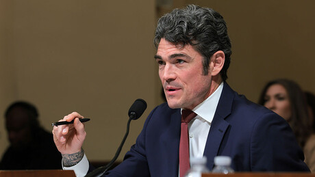 ФБИ истражује америчког безбедносног званичника Џозефа Kента после оставке