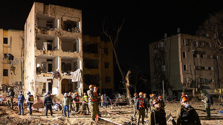 УЖИВО Блиски исток: Трамп запретио Ирану новом ескалацијом, британска подморница у Арапском мору