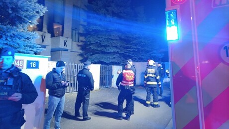 Напад на Руски дом у Прагу: Молотовљеви коктели бачени на културни центар (ФОТО)