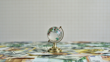 Предвиђања руског економисте: Како освојити свет у пет корака