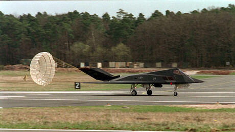 Годишњица обарања необоривог: Како су ракеташи из 3. дивизиона осветлали образ себи и српском оружју