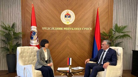 Каран са кинеском амбасадорком о јачању дугогодишњих пријатељских односа