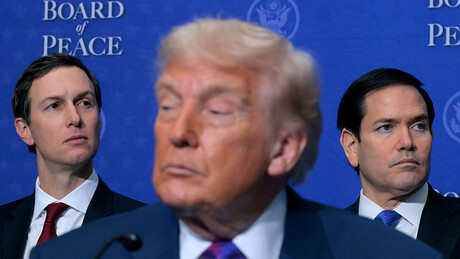 Veliki Bibijev prljavi rat: Trampovi šaptači