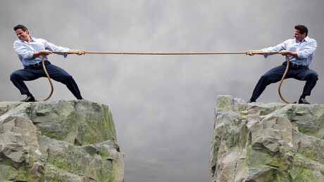 Инфлација или рецесија? Надвлачење конопца на тржиштима обвезница