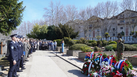 Položeni venci u Aleji stradalih u šestoaprilskom bombardovanju Beograda