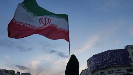 Блиски исток гори: Трамп прети Ирану тоталним уништењем, ИРГЦ најављује "велики удар" одмазде