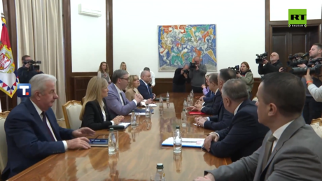 Počeo treći krug konsultacija Vučića sa strankama: Razgovor sa socijalistima