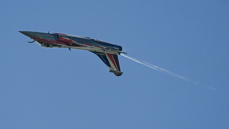 Два пилота повређена у паду авиона ваздухопловних снага Француске