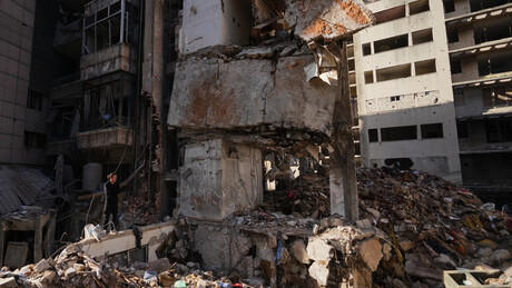 УЖИВО Блиски Исток: ИРГЦ тврди да контролише Ормуз, Израел напао мировњаке УН у Либану