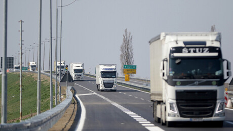 Mesarovićeva sa ambasadorima zemalja EU: Nazire li se rešenje problema vozača kamiona