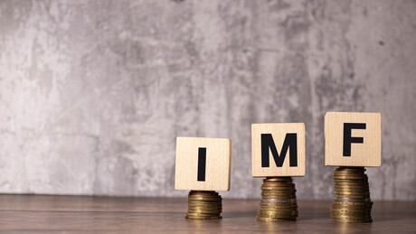 Упозорење ММФ-а: Свет клизи у дужничко ропство