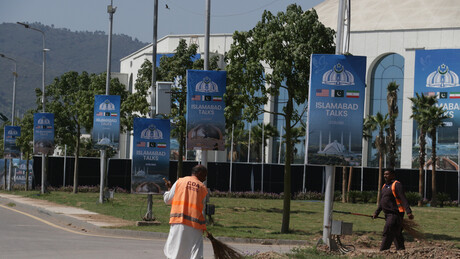 Трамп тврди да су САД заплениле ирански теретни брод; Техеран одбио учешће на преговорима