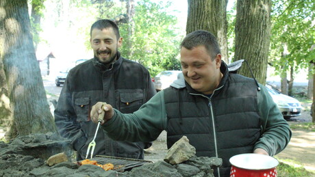 Kako Srbija obeležava Praznik rada: Tradicionalni uranci, sindikat upozorava na male plate