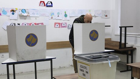 Опет Куртијеве игре: Стиже око 142.000 гласова бирача који живе ван КиМ